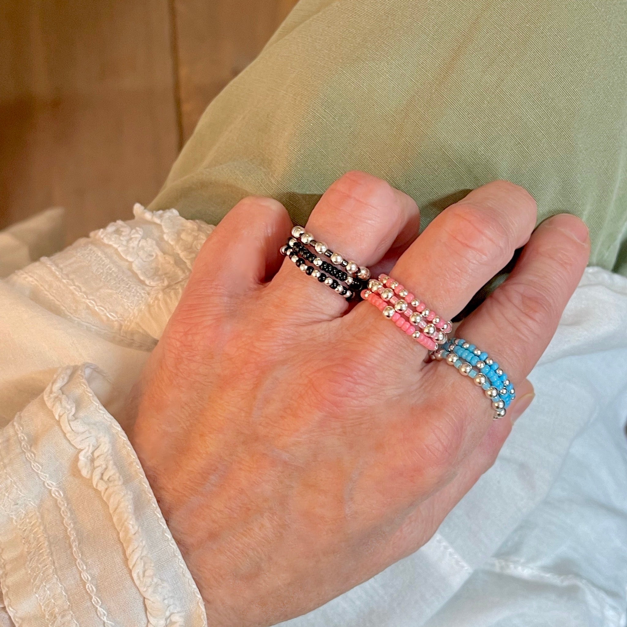 Stretch Rings | Gold/Silver | Pink/Blue/Black Seed Beads